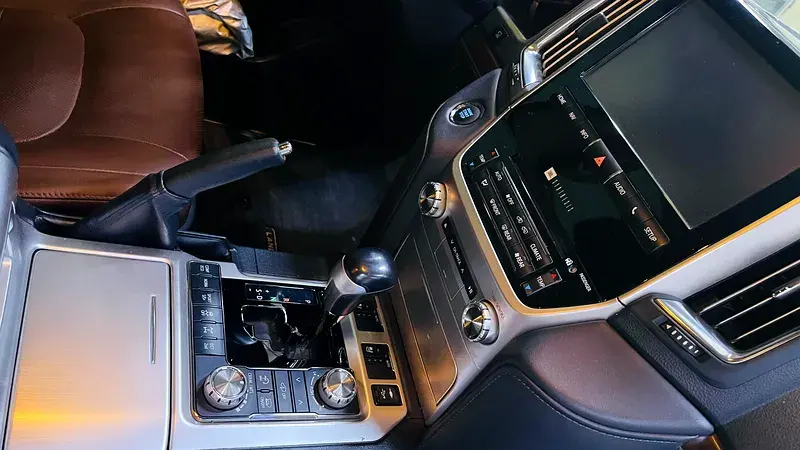 تويوتا لاند كروزر 2017