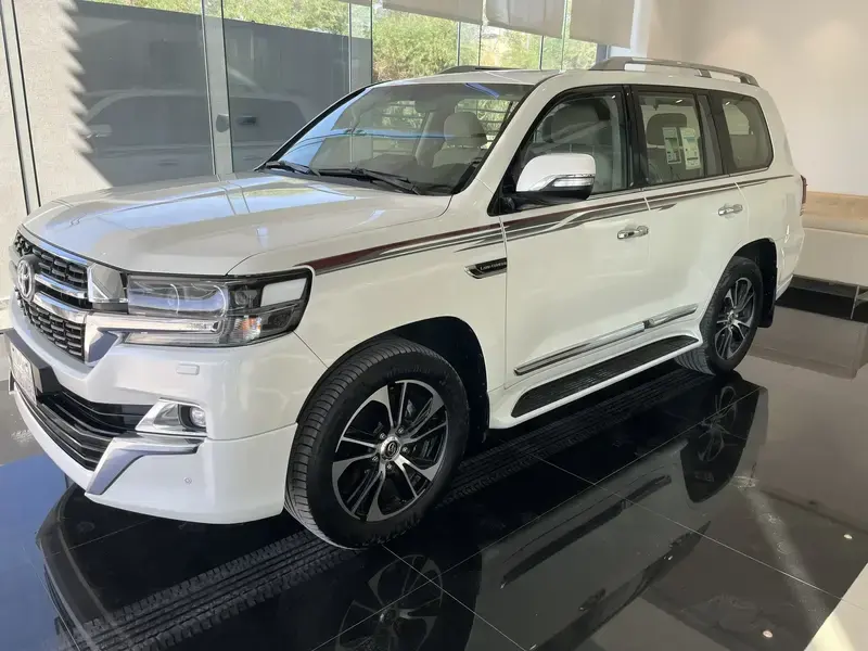 Toyota Land Cruiser Wagon 2021