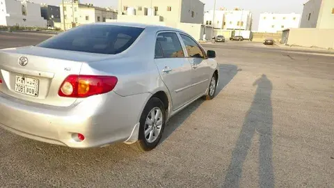 تويوتا كورولا 2010