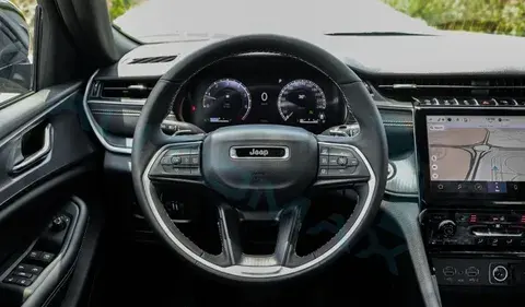 الجديد جيب شيروكي 2024