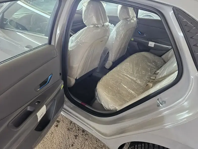 Hyundai Elantra 2025