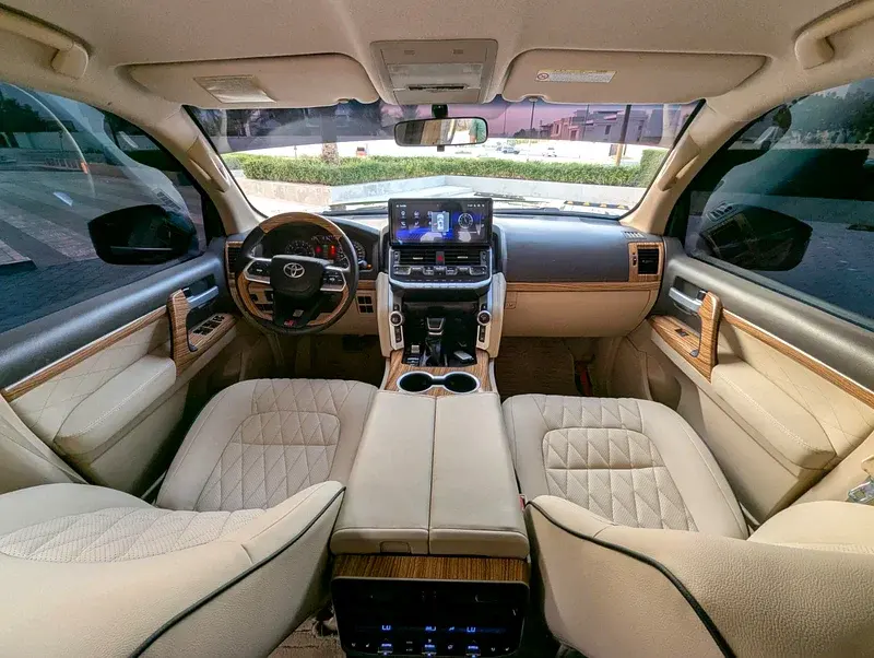 Toyota Land Cruiser 2015