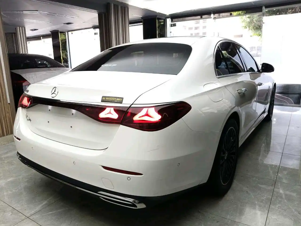 مرسيدس بنز E Class 2024