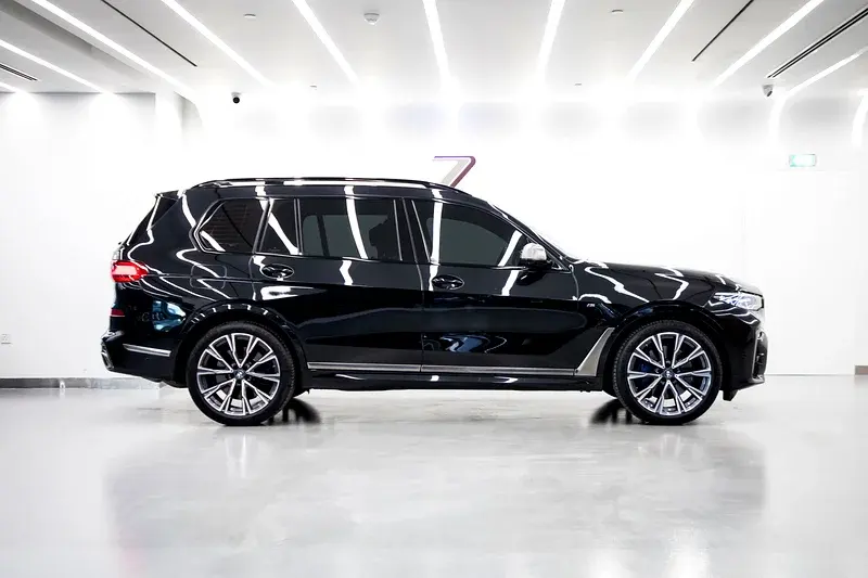 بي أم دبليو X7 2022