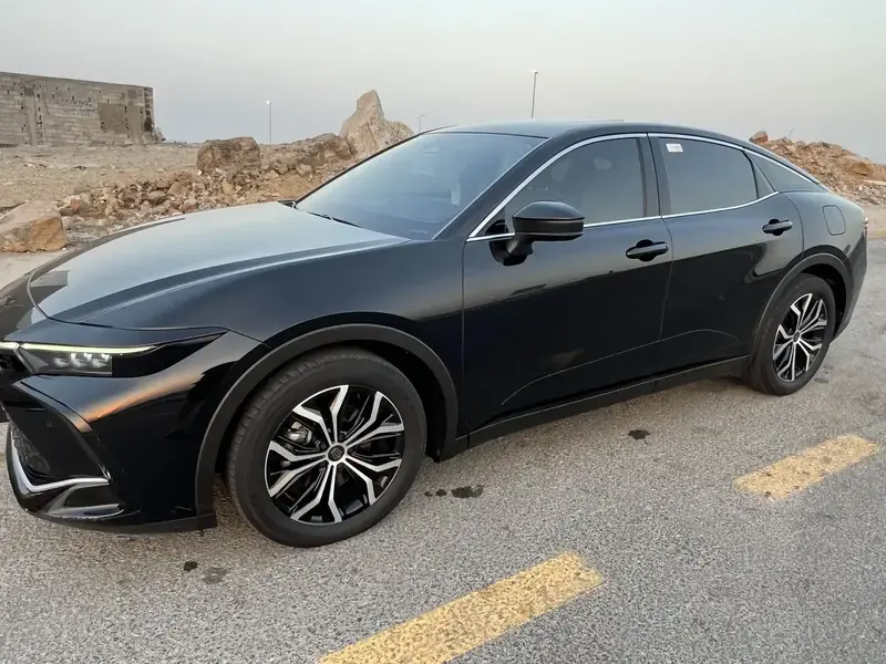 Toyota Crown 2023