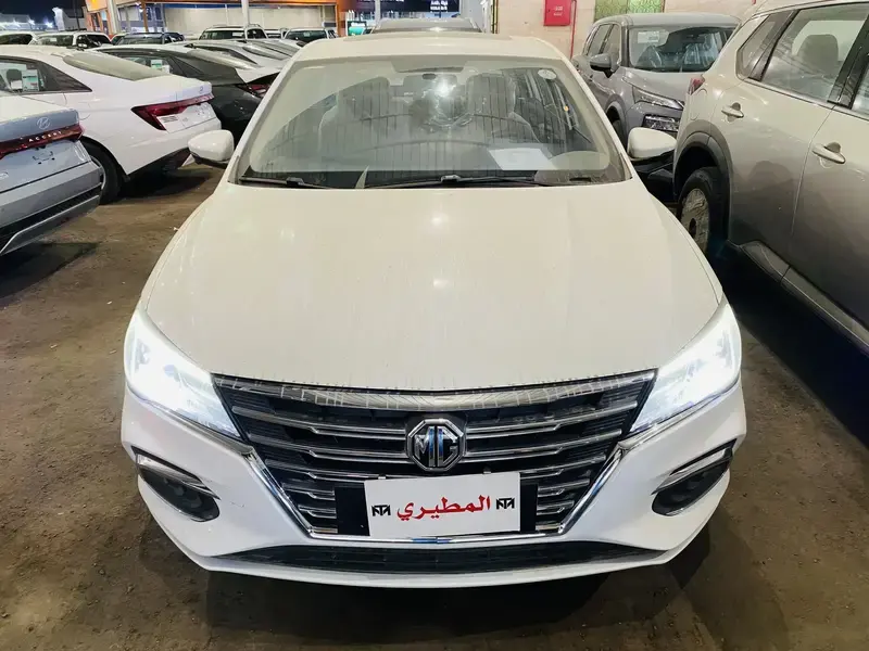 ام جي 5 2024 فل كامل