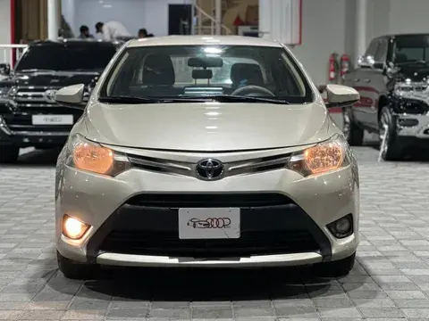 تويوتا يارس 2015 200000