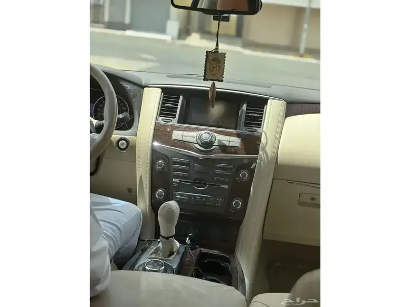 Nissan Patrol 2016