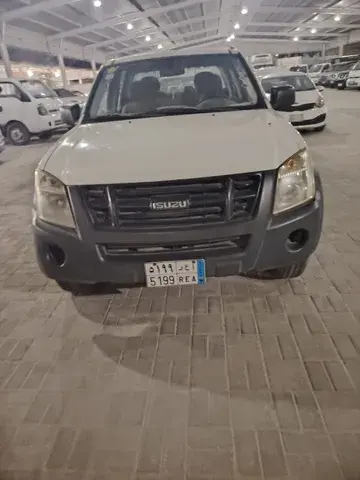 Isuzu D-MAX 2010