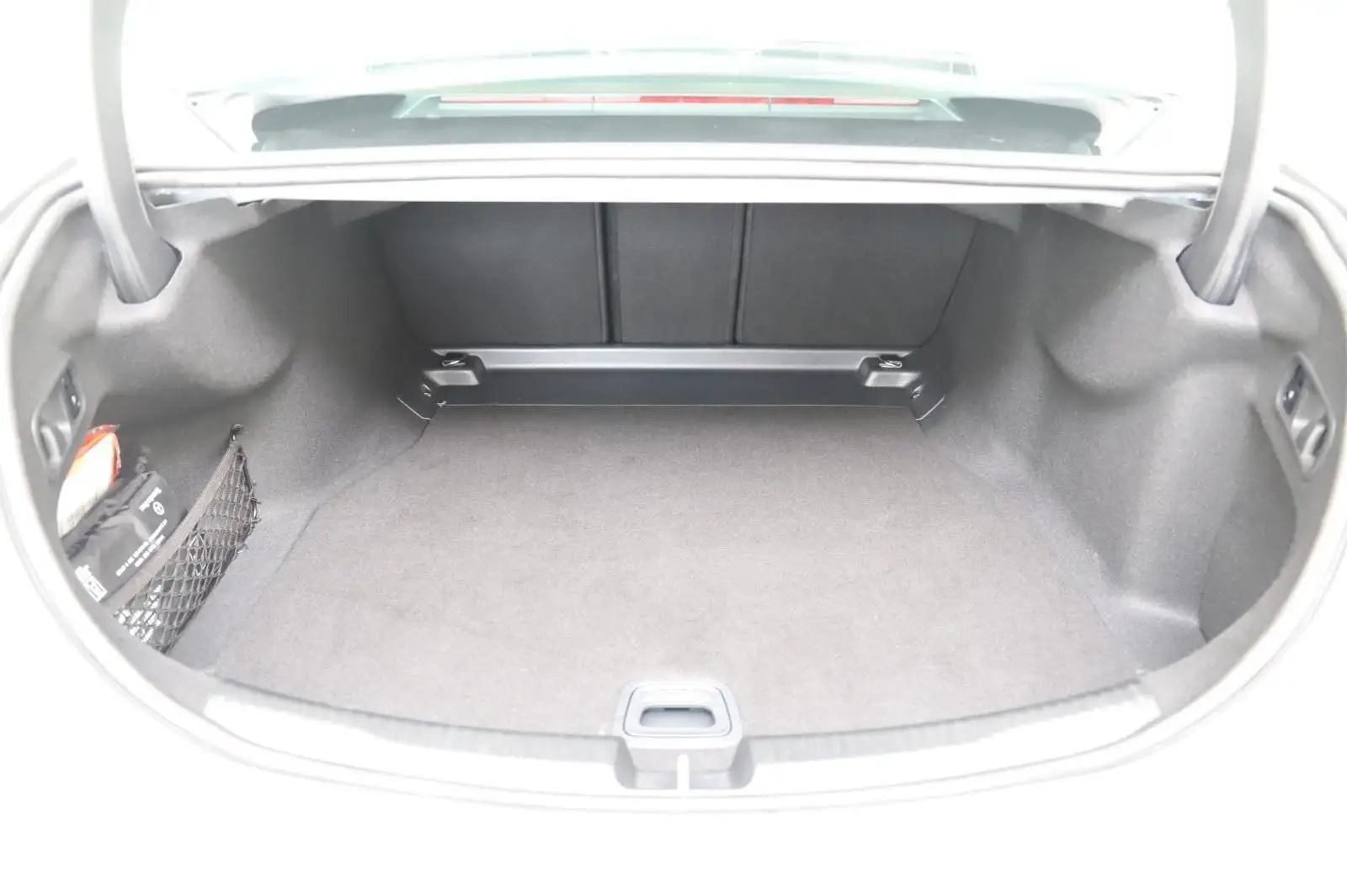 مرسيدس بنز C Class 2022