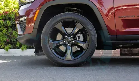 الجديد جيب شيروكي 2024