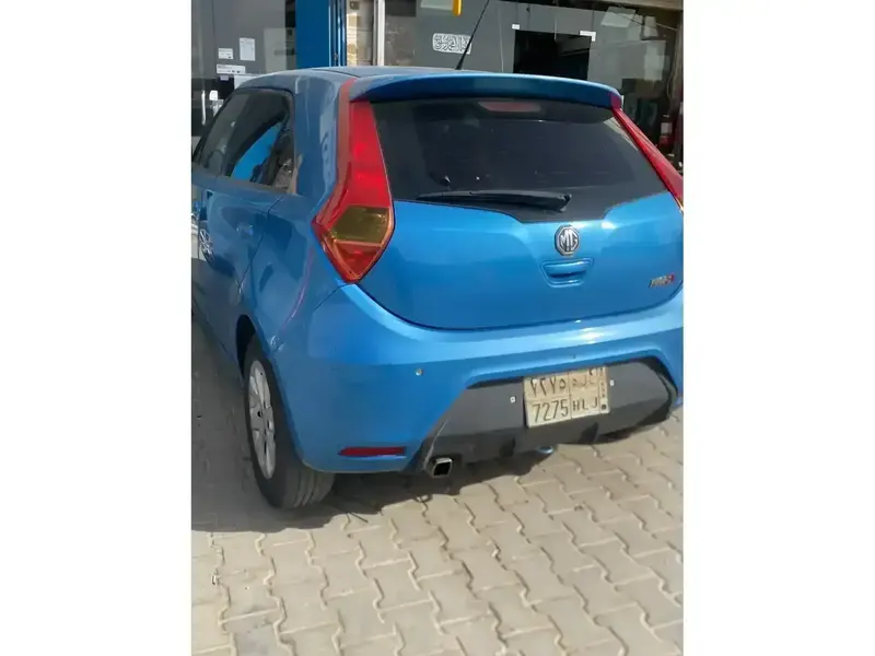 MG 3 2015