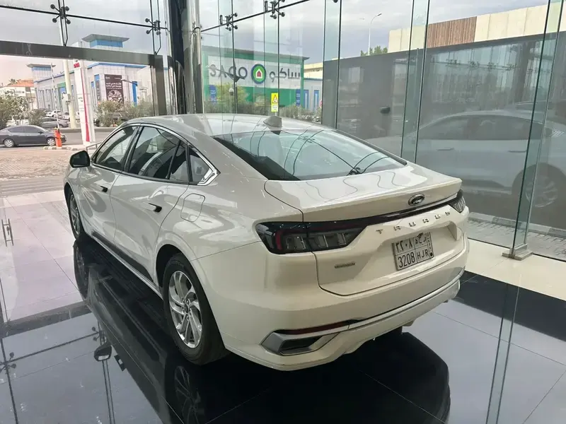 Ford Taurus 2023