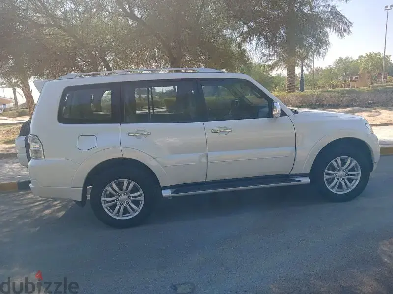 Mitsubishi Pajero 2014