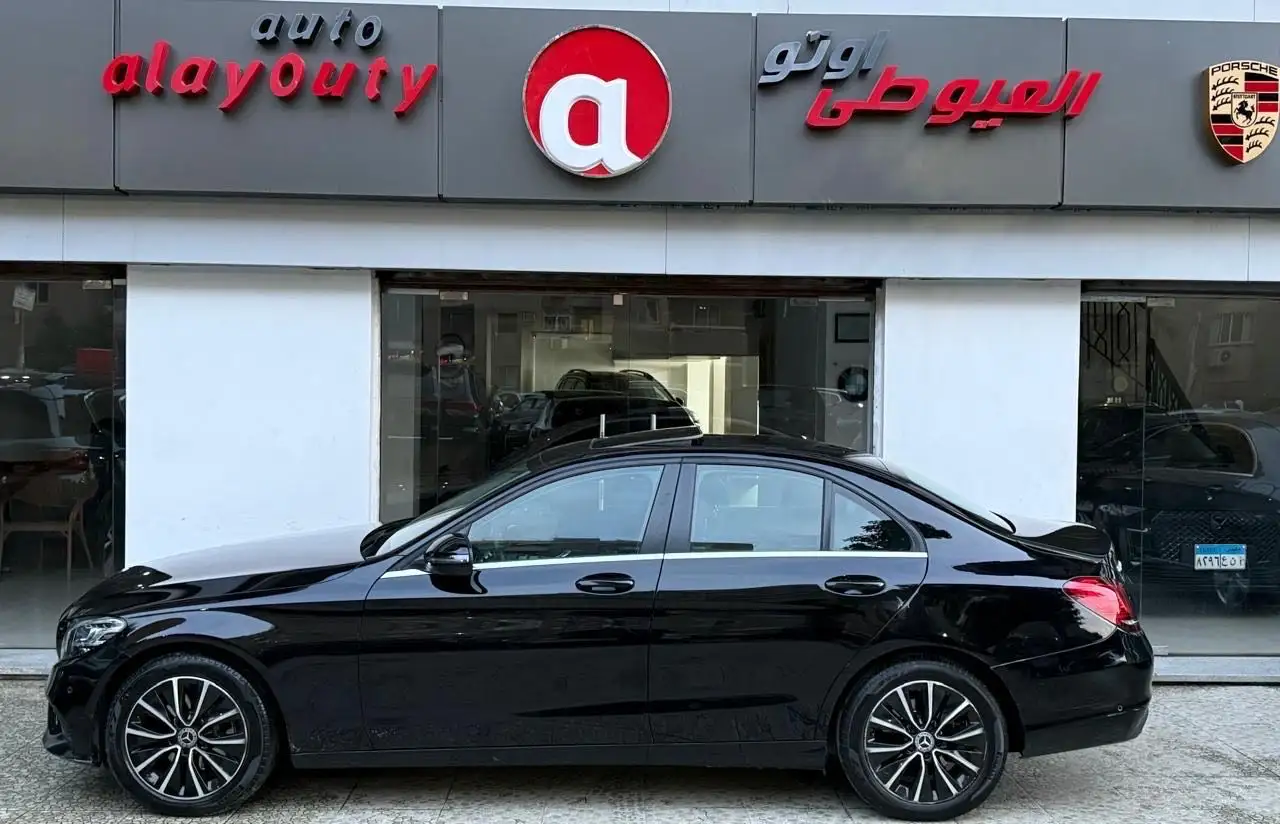 Mercedes Benz C Class 2019