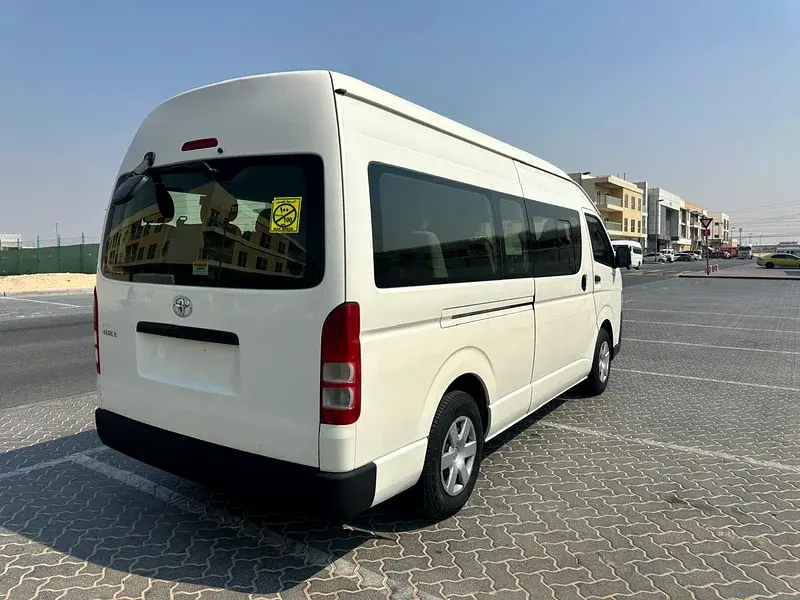 Toyota Hiace 2017