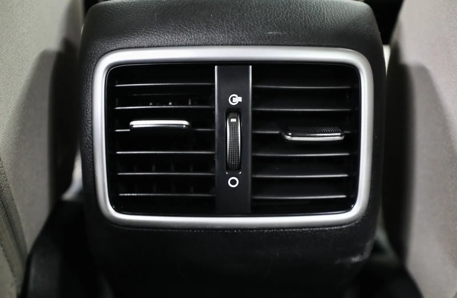 GCC | 1,100 AED Monthly Installment | Free Insurance and Registration | 2 Years Warranty