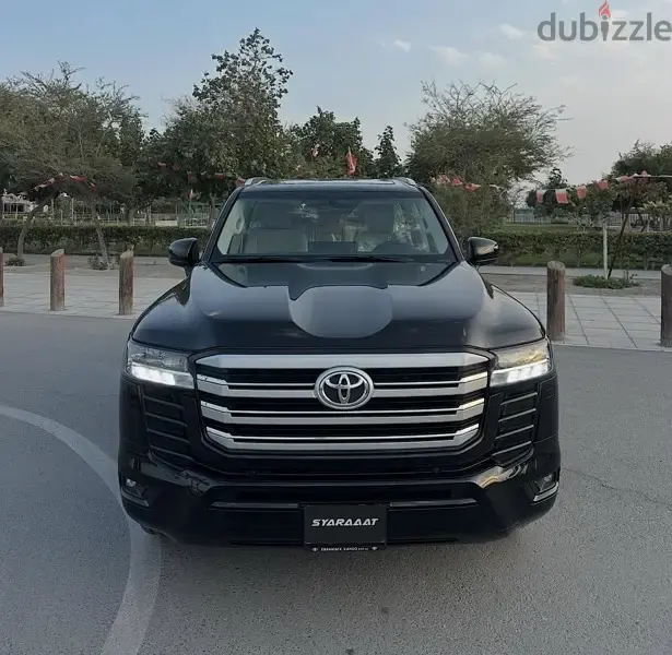 تويوتا لاند كروزر 2025