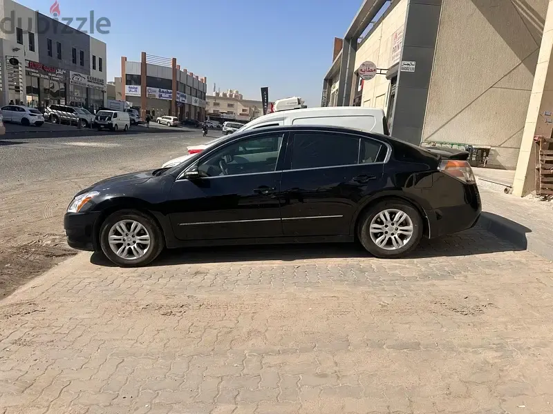 Nissan Altima 2010