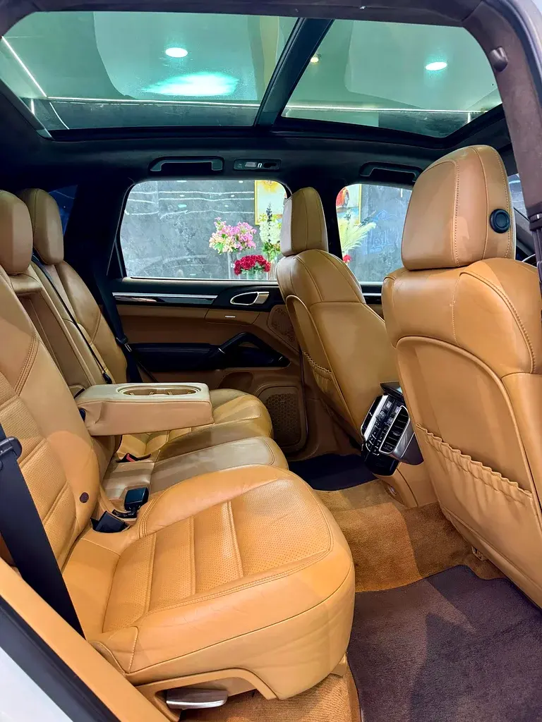 Porsche Cayenne 2014