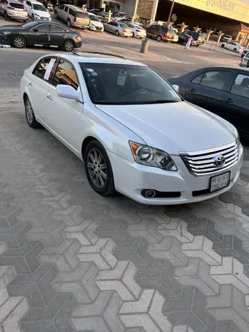 تويوتا أفالون 2009