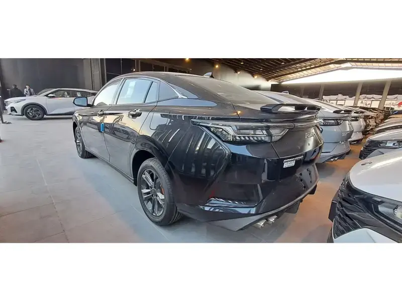 Dongfeng SHINE 2025