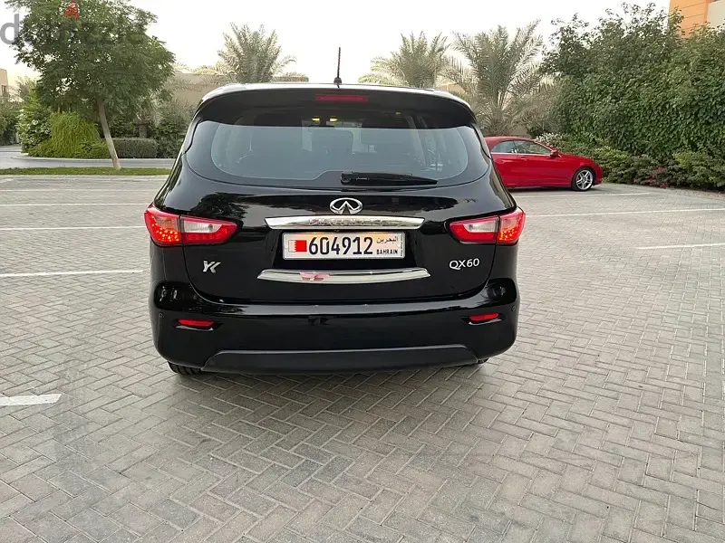إنفينيتي QX60 2015