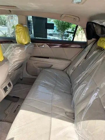 تويوتا أفالون 2009