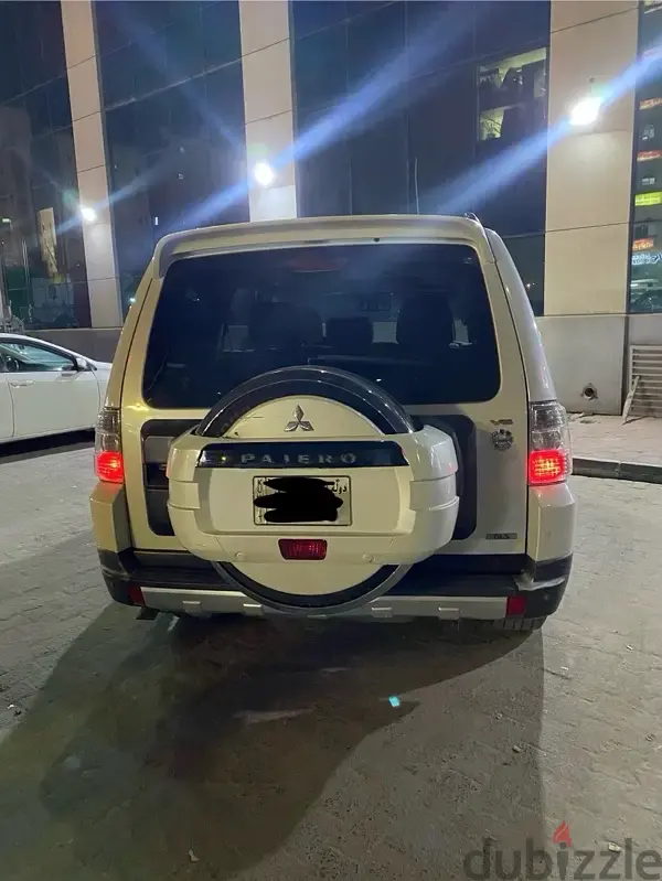 Mitsubishi Pajero 2008