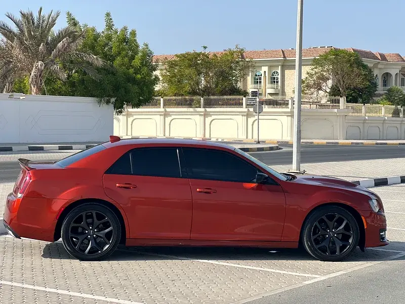 كرايسلر 300C 2021