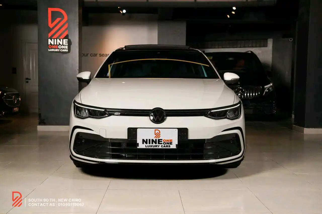فولكس واجن جولف 2024