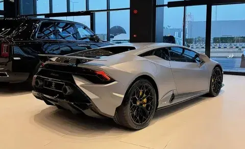 Lamborghini Urus 2024