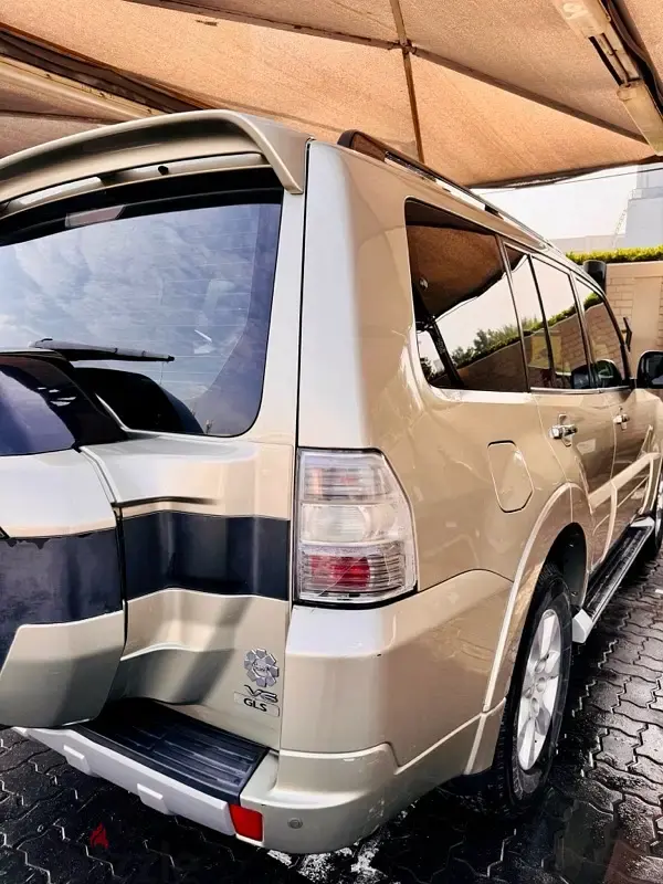 Mitsubishi Pajero 2015