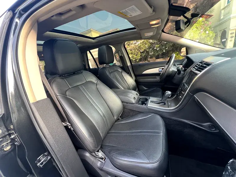 لينكولن ام كى اكس 2011