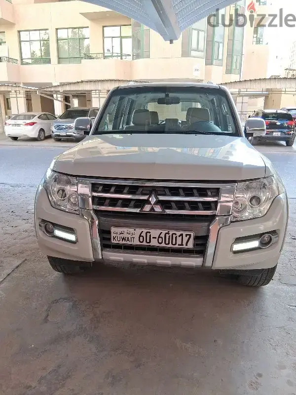 ميتسوبيشي باجيرو 2022