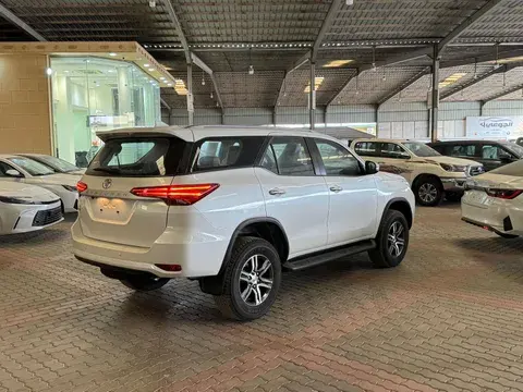 تويوتا فورتشنر 2.4L GX2 Diesel 4X4 2025 الجديد