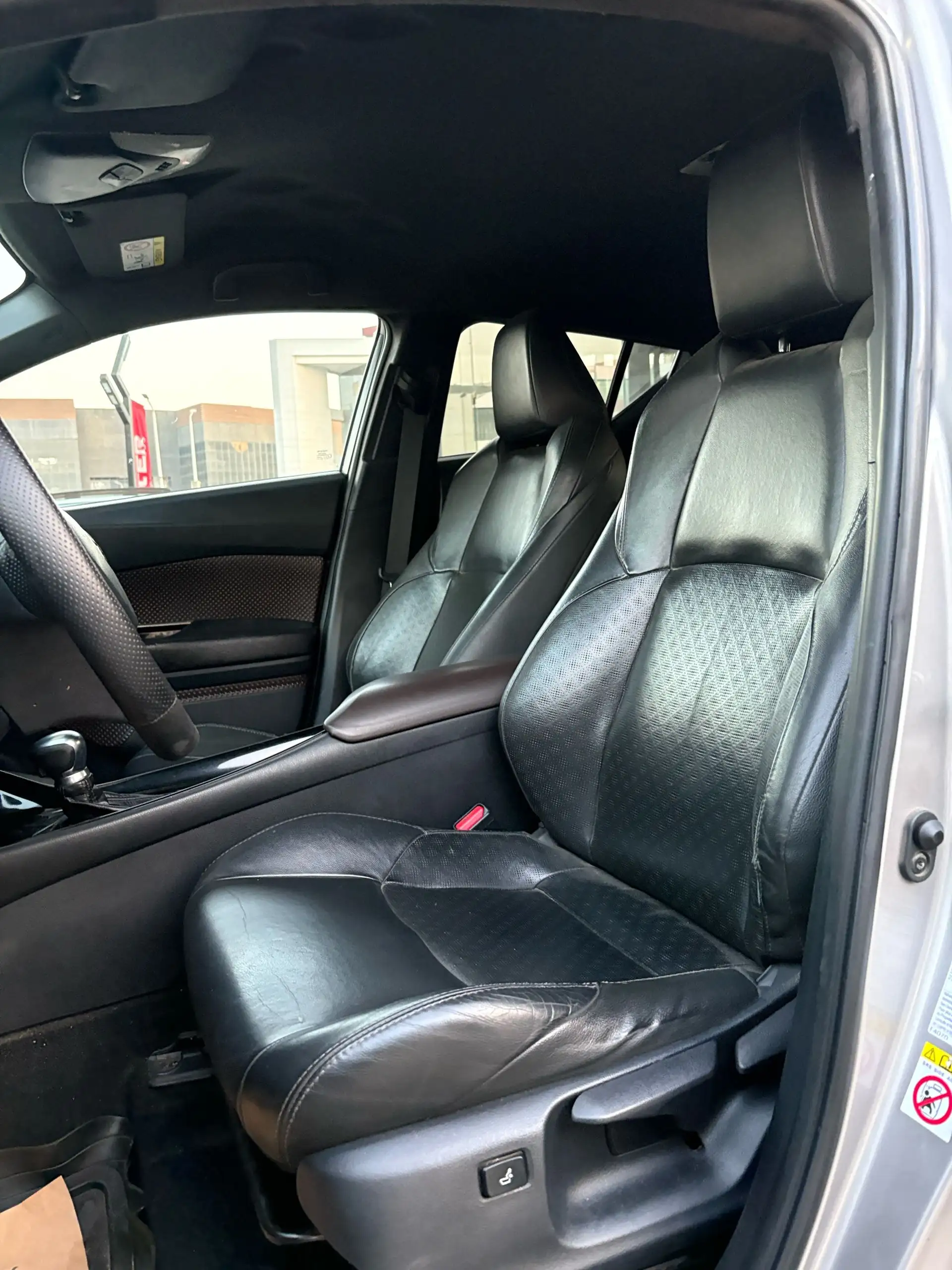 تويوتا CHR 2017