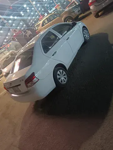 تويوتا يارس 2013