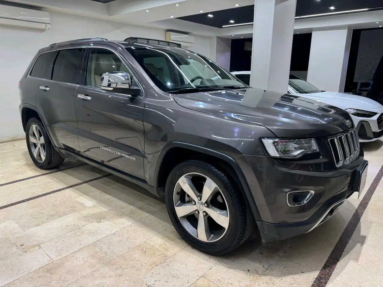 Jeep Grand Cherokee 2016