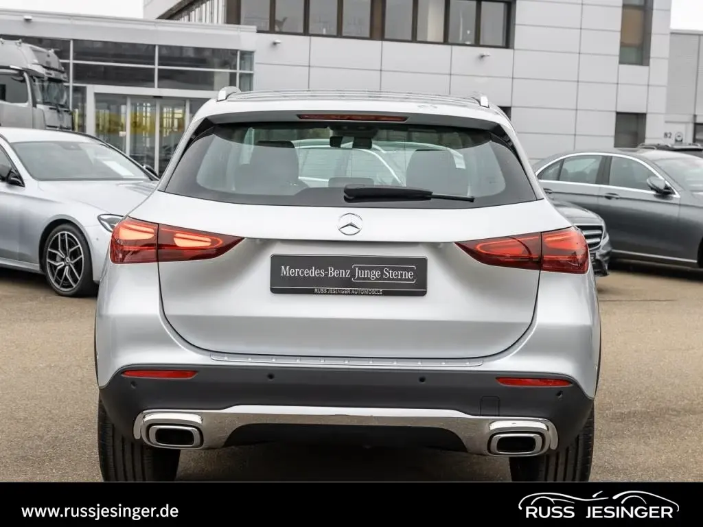 Mercedes Benz GLA Class 2023