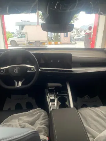 New MG One 1.5T LUX 2025