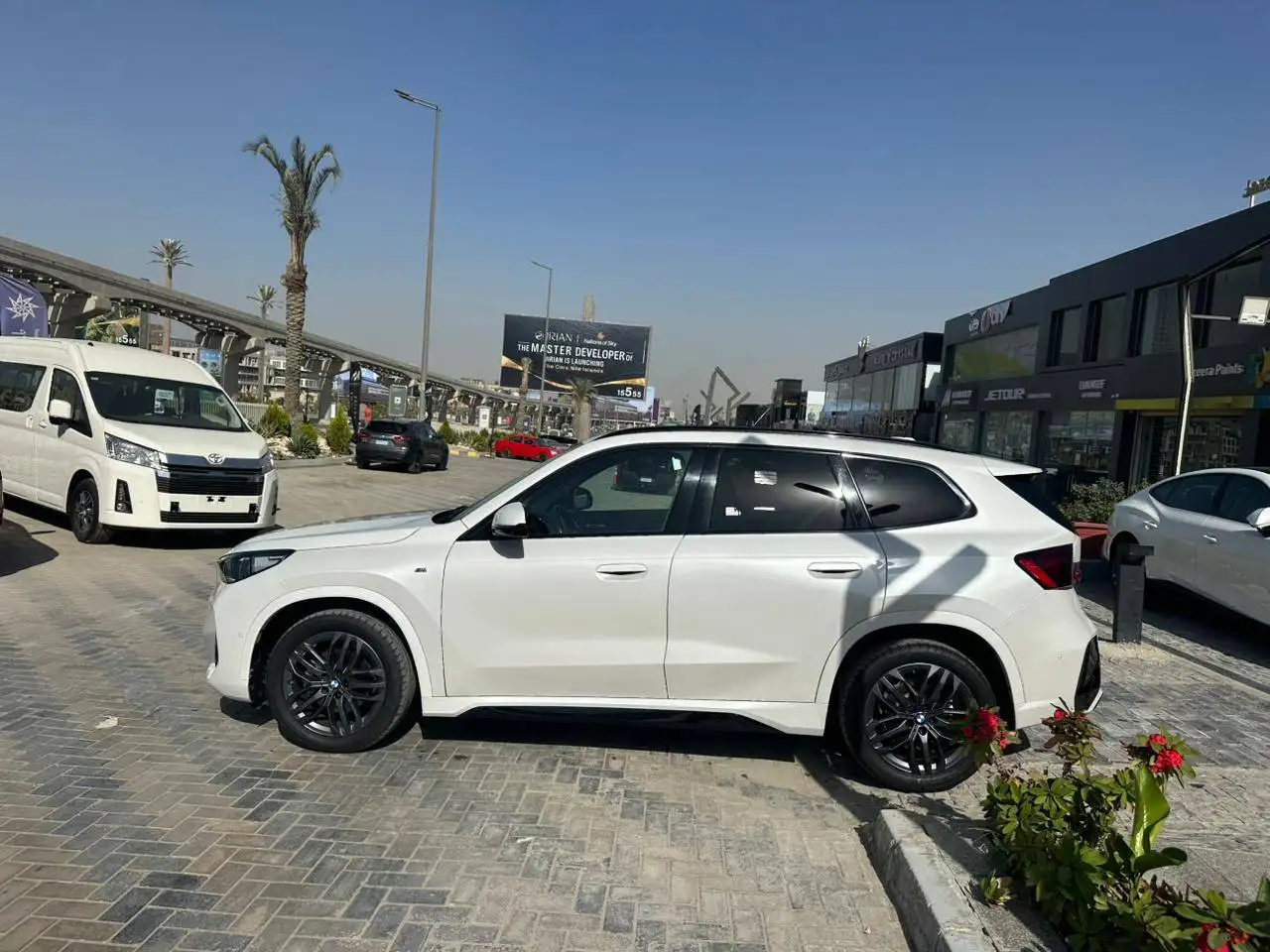 بي أم دبليو X1 2023