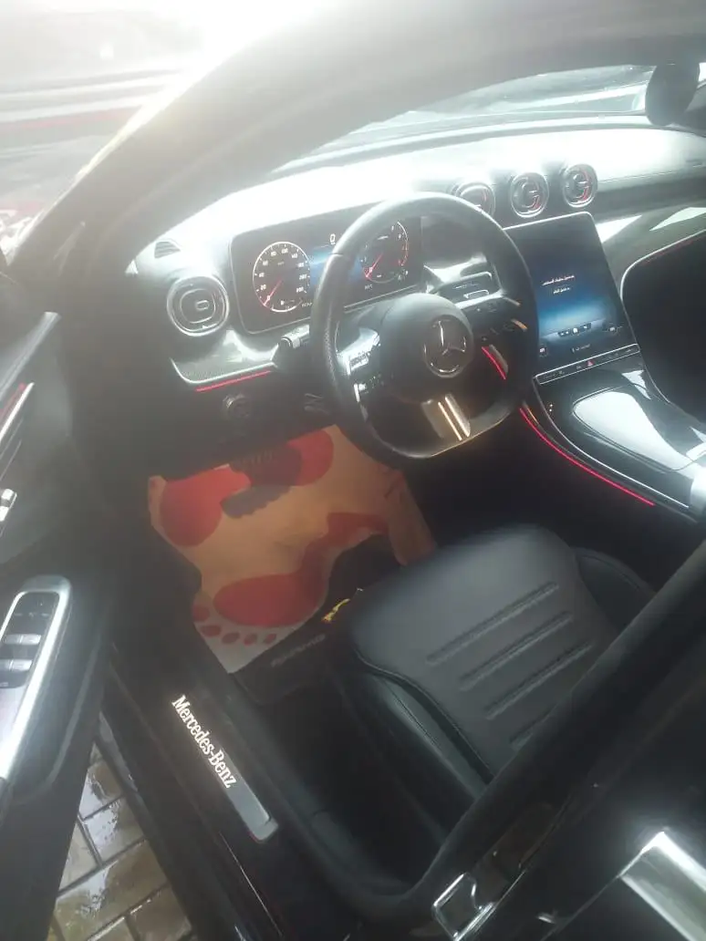 Mercedes Benz C Class 2023