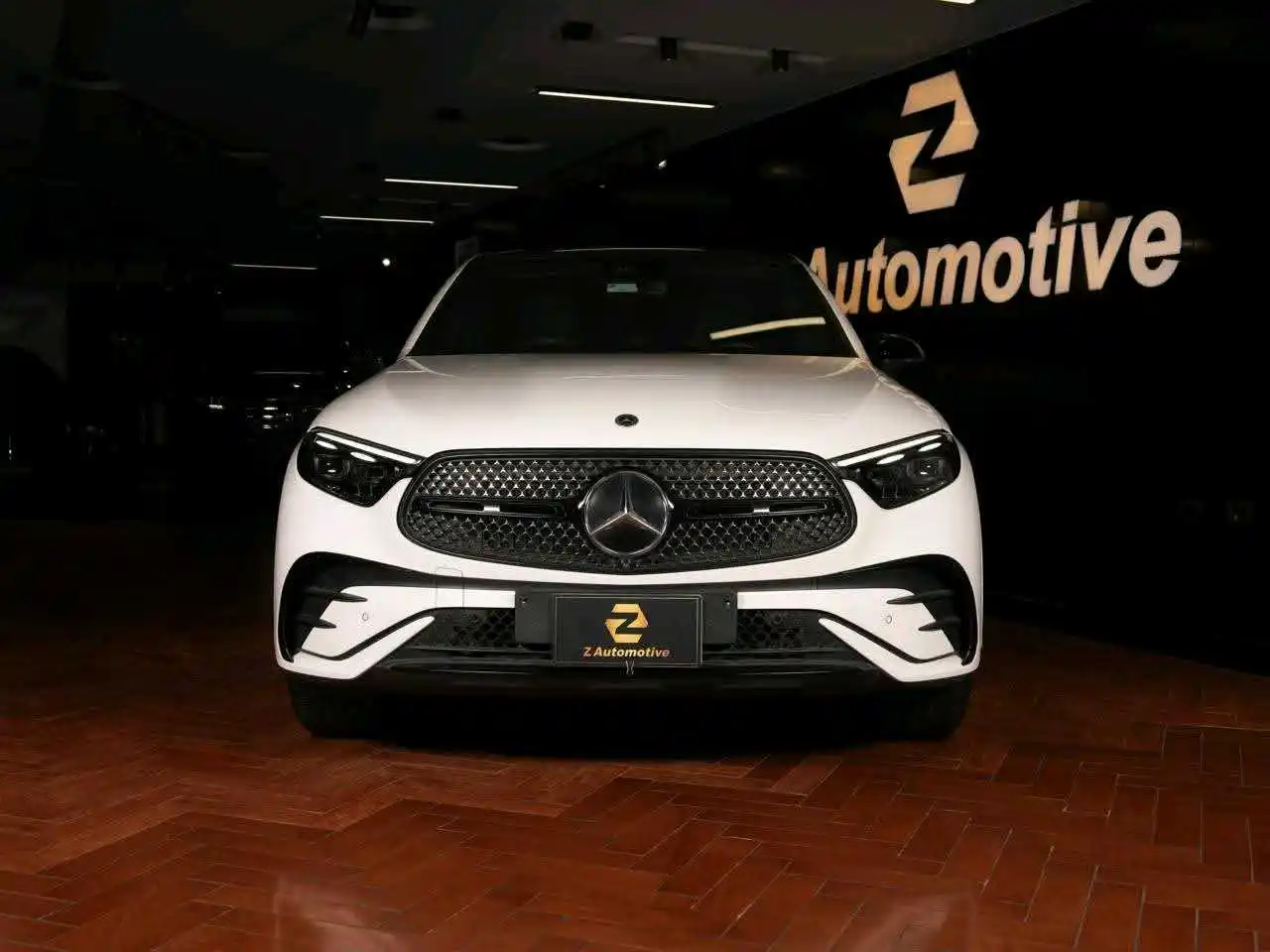 Mercedes Benz GLC Class 2024