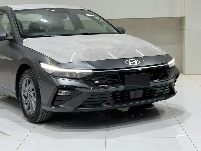 هيونداي إلنترا 2.0 2025 Smart Plus