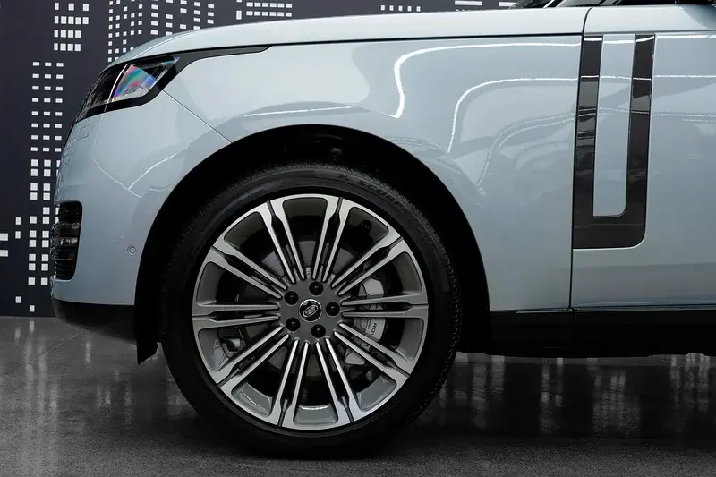 Land Rover Range Rover 2025