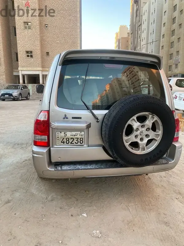 Mitsubishi Pajero 2006