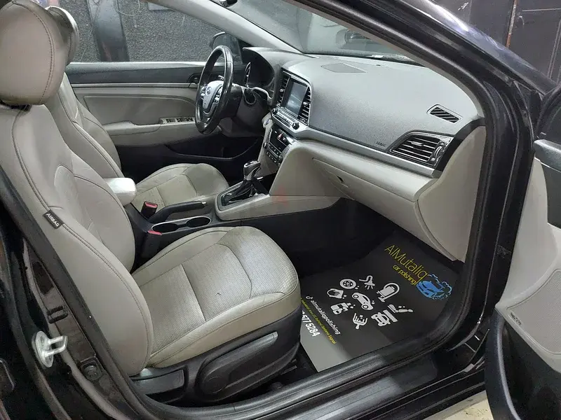 هيونداي إلانترا 2017