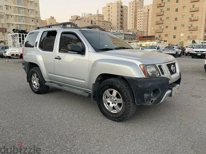 نيسان اكس تيرا 2010