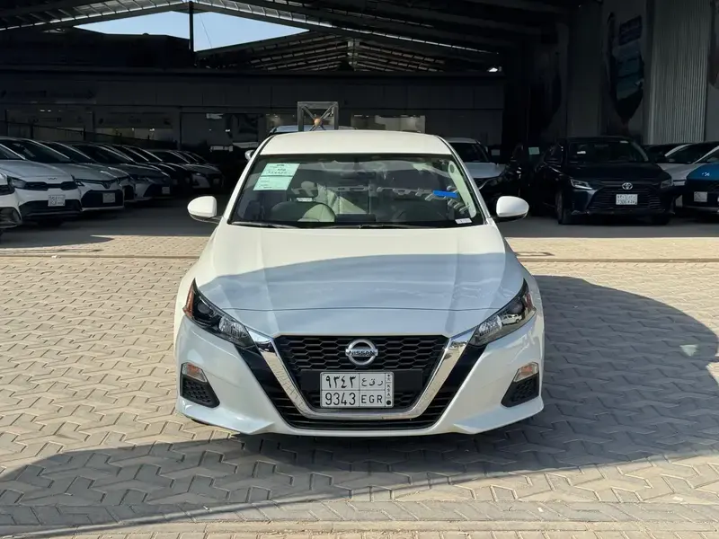 Nissan Altima 2022